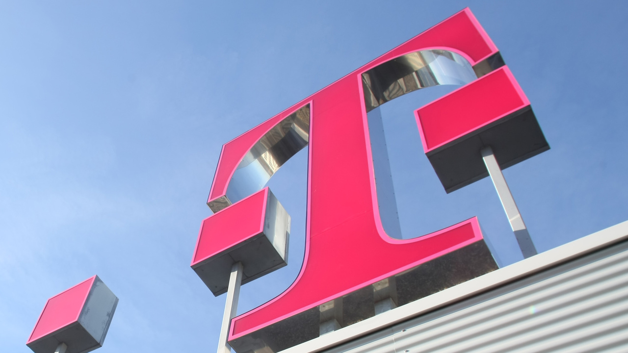 Wirtschaft: Telekom verkauft T-Online.de und InteractiveMedia an Ströer