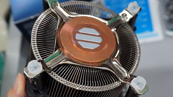 Intel: Kühler für LGA 1151 mit deutlich größeren Abmessungen
