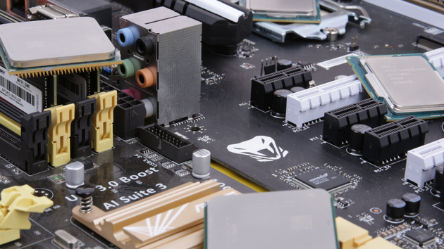 Dota 2, LoL und Co.: So schnell sind APUs und GPUs in beliebten Spielen