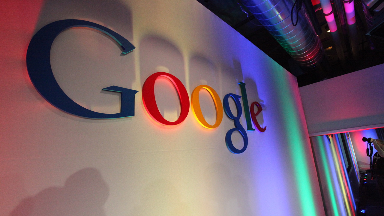 Alphabet: Ex-Google-CEO Eric Schmidt kritisiert Apple Music
