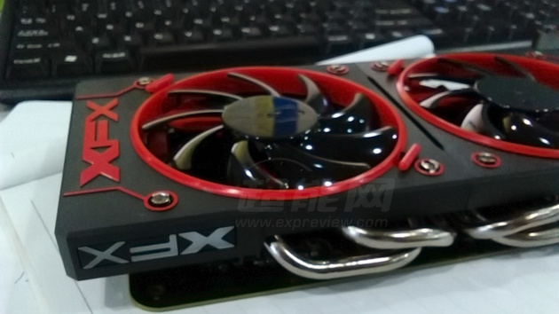 Radeon R9 380X: Lückenfüller Ende Oktober mit 256 Bit und 4 GByte