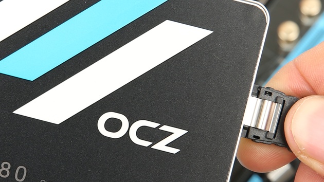 Solid State Drives: 80 Prozent der 2014 ausgelieferten SSDs mit SATA