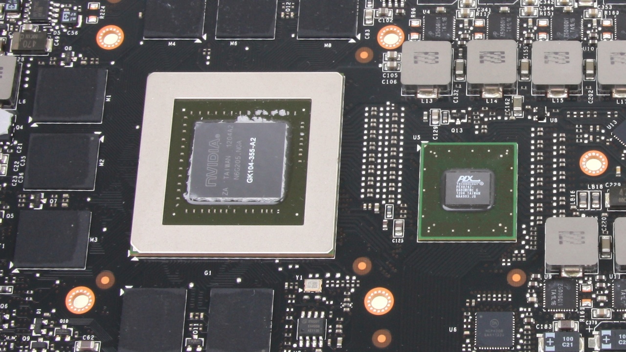 Nvidia: Dual-GPU-Karte mit 2 × GM200 kurz vor Präsentation