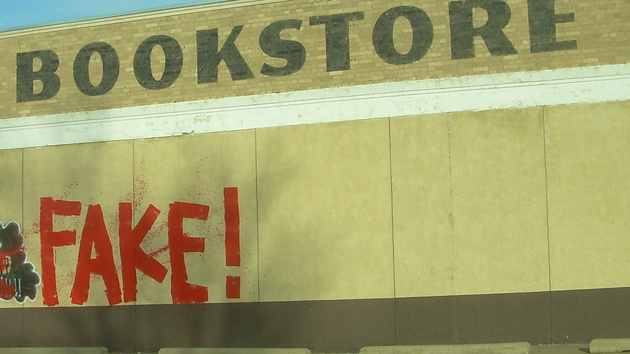 Identitätsdiebstahl: Kriminelle missbrauchen digitale Identitäten für Fake-Shops
