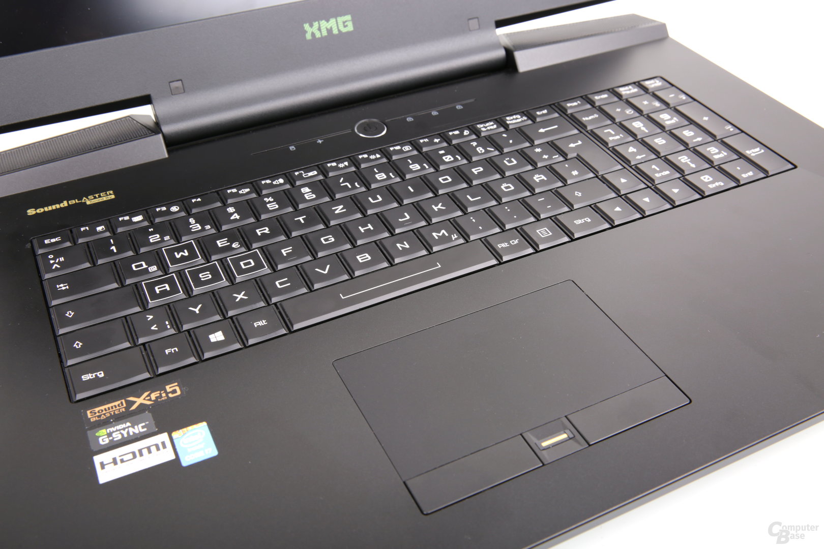 Schenker XMG U726 Ultimate - Tastatur und Touchpad