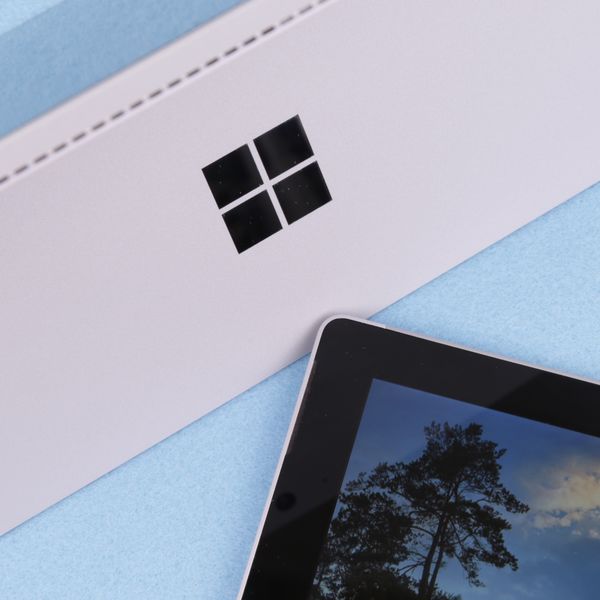 Surface Pro 4 mit Core M im Test: Lautlos viel Leistung ohne mehr Laufzeit  - ComputerBase