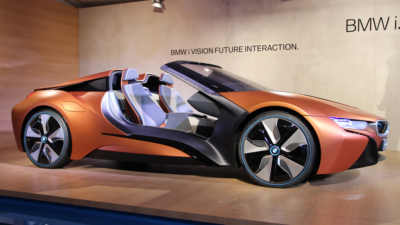 BMW AirTouch: Berührungslose Touchscreens im i Vision Future Interaction