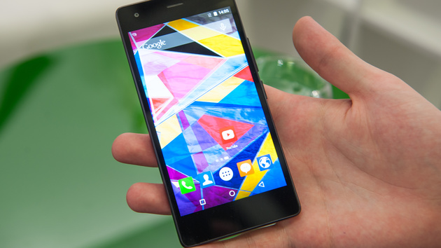 Power & Cobalt: Kostengünstige Smartphones von Archos zur CES