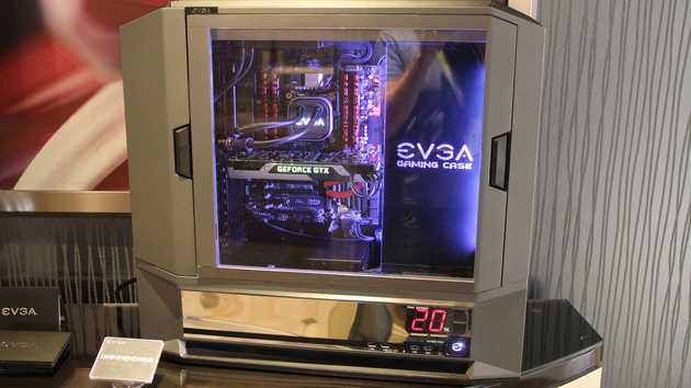 EVGA „Gaming Case“: Erstes Gehäuse für Spieler wird ein Schaukasten