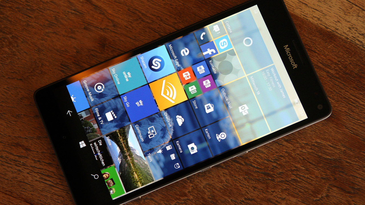 Windows 10 Mobile: Insider Build 10586.71 verbessert Upgrade von 8.1