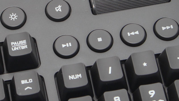 Logitech G610 Orion Red & Brown: Mechanische Tastaturen mit Cherry MX statt Romer-G