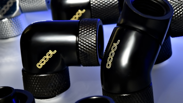 Alphacool: Eiszapfen-Anschlüsse für Wasserkühlungen