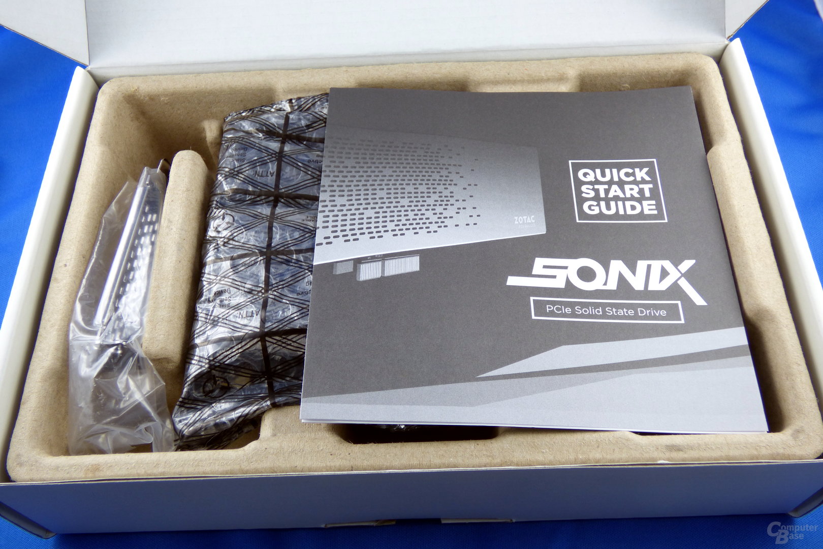 Der Lieferumfang der Zotac Sonix PCIe SSD