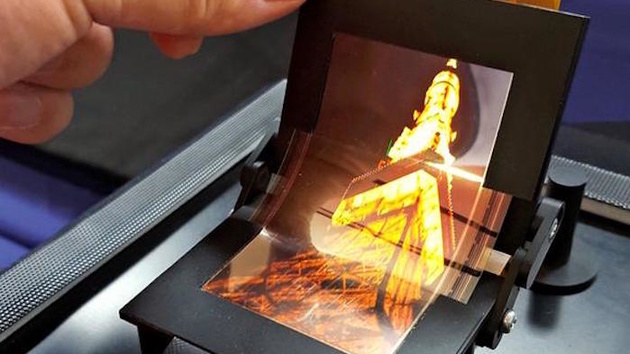 Display-Technik: Sharp entwickelt biegsames OLED-Display auf IGZO-Basis