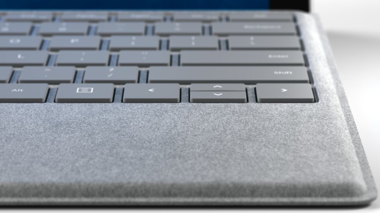 Jetzt verfügbar: Signature Type Cover mit Alcantara für das Surface Pro 4