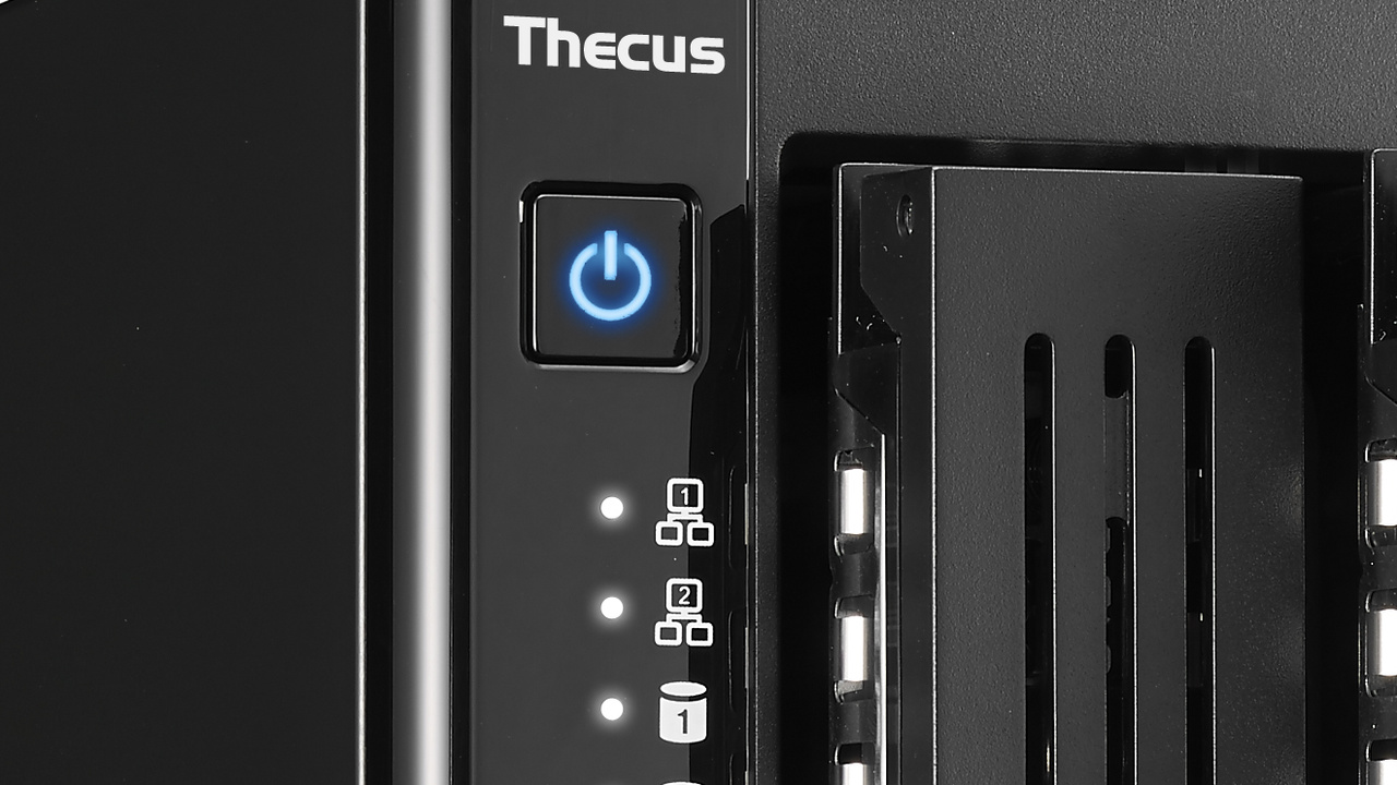 Thecus N2810 Plus: Mit vier Kernen und mehr RAM leistungsfähiger