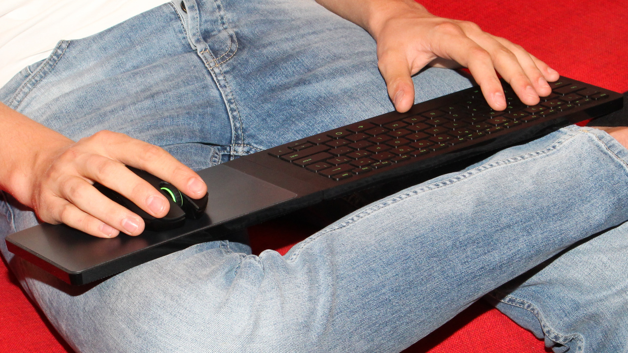 Razer Turret im Test: Maus und Tastatur fürs Sofa statt Steam Controller