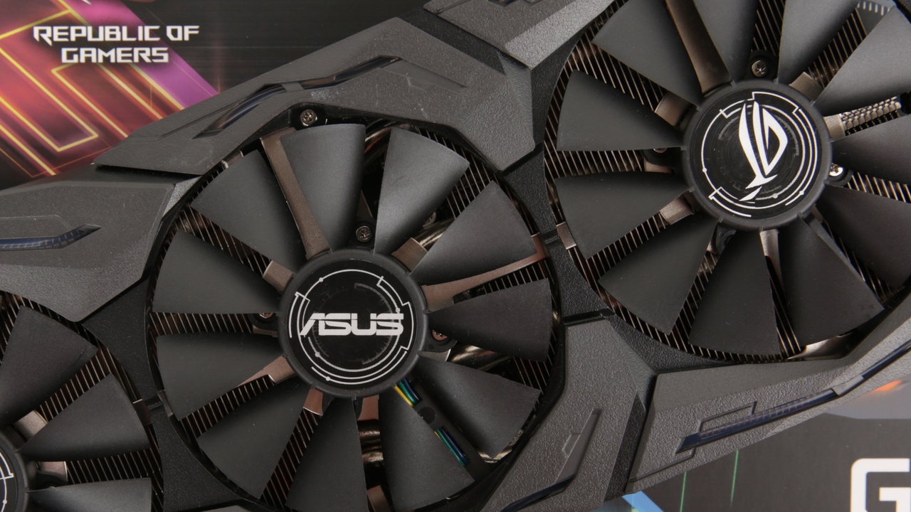 Asus GeForce GTX 1080 Strix im Test: 300 MHz mehr Takt ohne Krawall für Nvidia Pascal