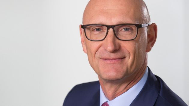 Telekom-Chef Höttges: Die Konkurrenz „jammert“ zu viel