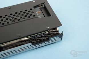 Ein Mal 8-Pin und ein Mal 6-Pin