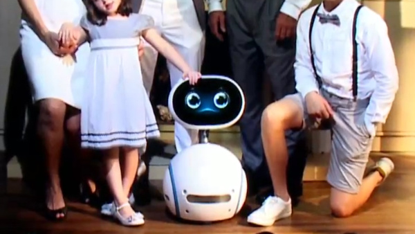Asus Zenbo: Kleiner Roboter für Smart Home, Familie und Senioren