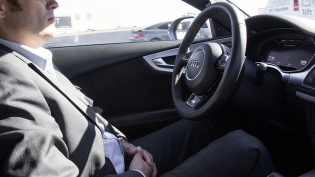 Autonomes Fahren: Haftungsfrage in der Koalition noch nicht geklärt