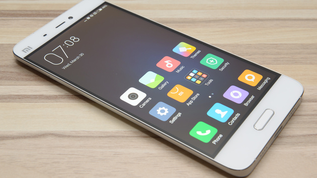 Deal mit Microsoft: 1.500 Patente für Xiaomi, vorinstalliertes Office & Skype