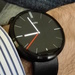 Smartwatch: Erste Moto 360 bekommt kein Android Wear 2.0