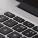 MacBook Pro: macOS gibt Hinweis auf OLED-Touch-Leiste