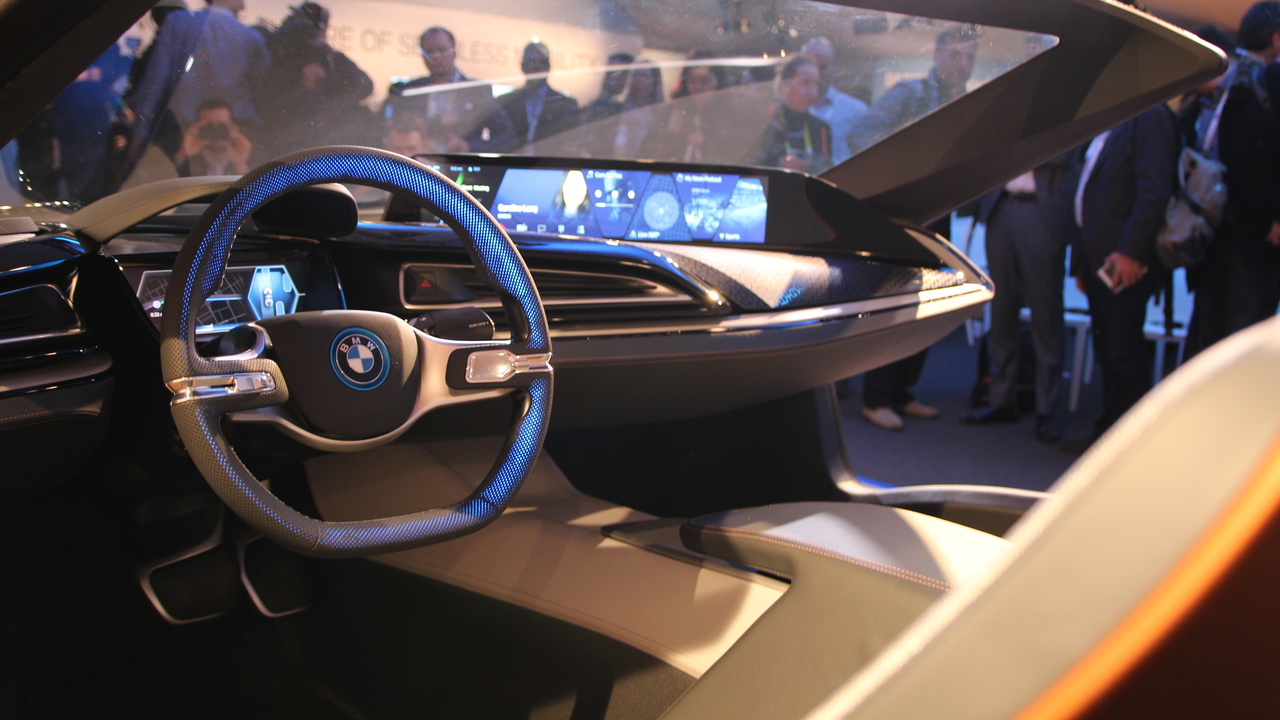 Autonomes Fahren: Intel und BMW entwickeln selbstfahrendes Auto