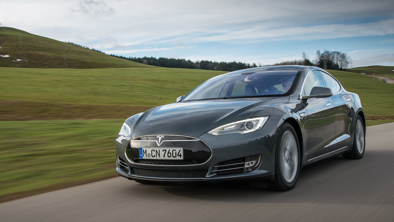 Tesla Model S: Autopilot in tödlichen Unfall verwickelt