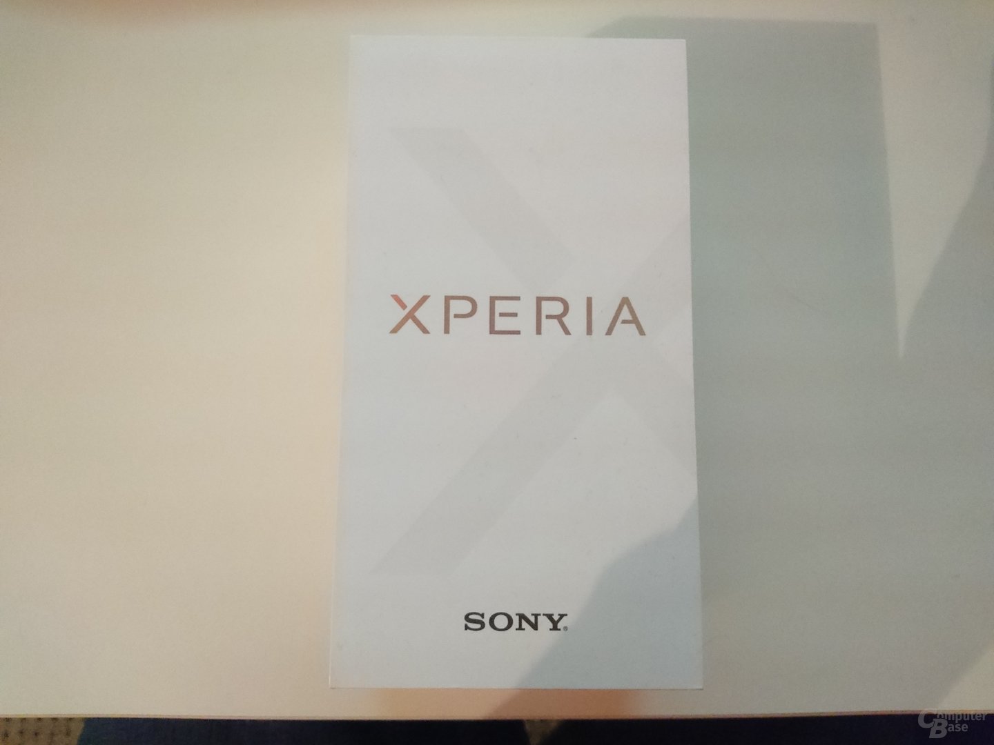 Sony Xperia X Performance – Kunstlicht