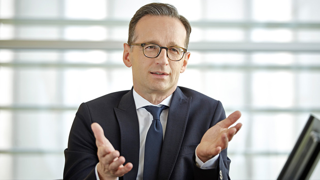 Hasskommentare: Justizminister erhöht Druck auf Facebook