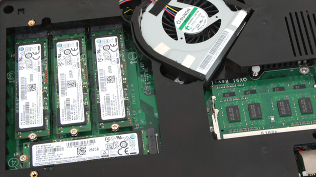 QNAP TBS-453A im Test: Leises Quad-Core-NASbook mit vier M.2‑SSDs im RAID