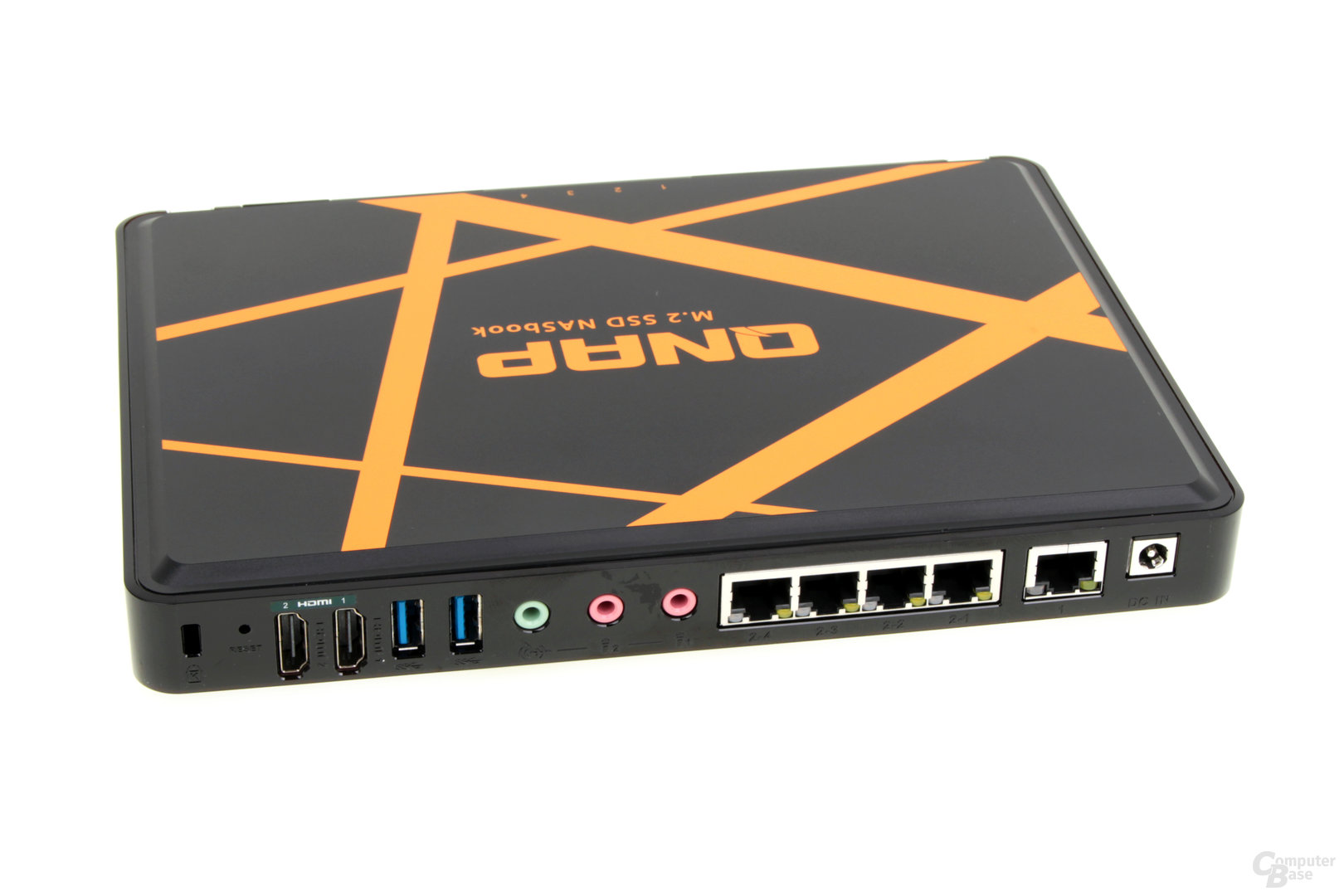 QNAP TBS-453A – HDMI, USB, Audio und LAN an der Rückseite