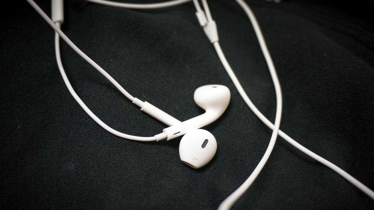 Apple: Bluetooth-EarPods mit akkusparendem Chip geplant