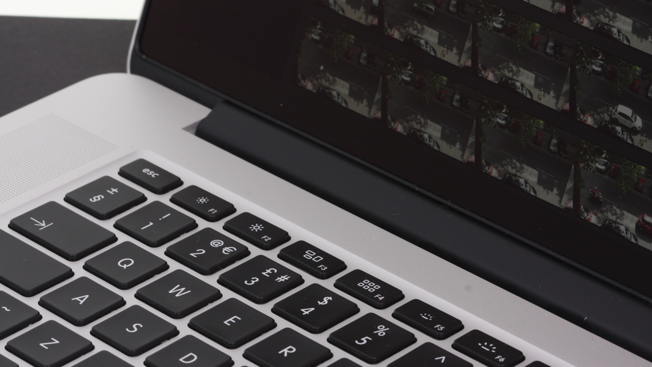 MacBook Pro: Schlanker, kompakter und mit OLED-Leiste