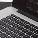 MacBook Pro: Schlanker, kompakter und mit OLED-Leiste