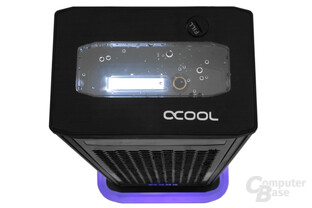 Alphacool Eiswand: Auch das Reservoir wird illuminiert