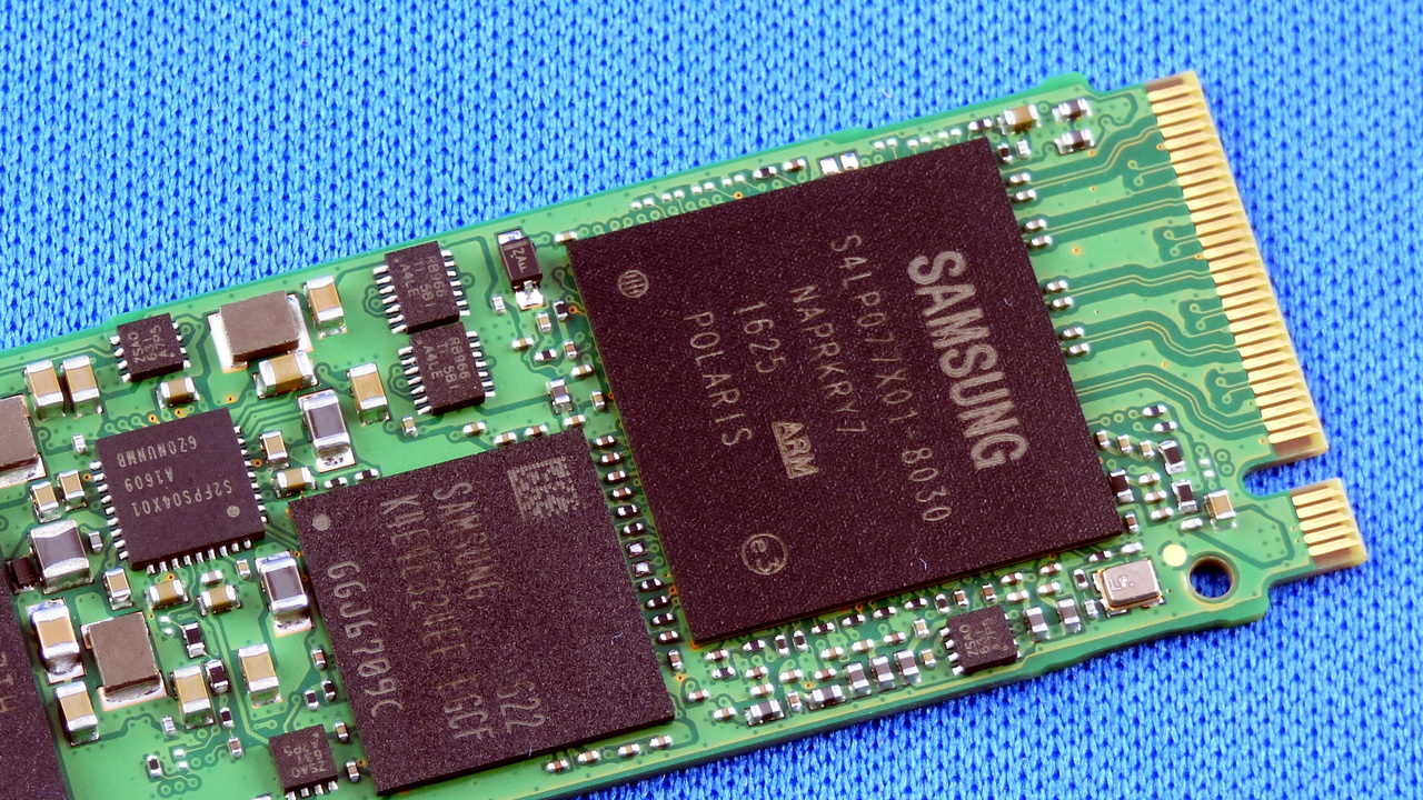 Samsung SM961 SSD im Test: 3.000 MB/s und 570.000 IOPS für 240 Euro