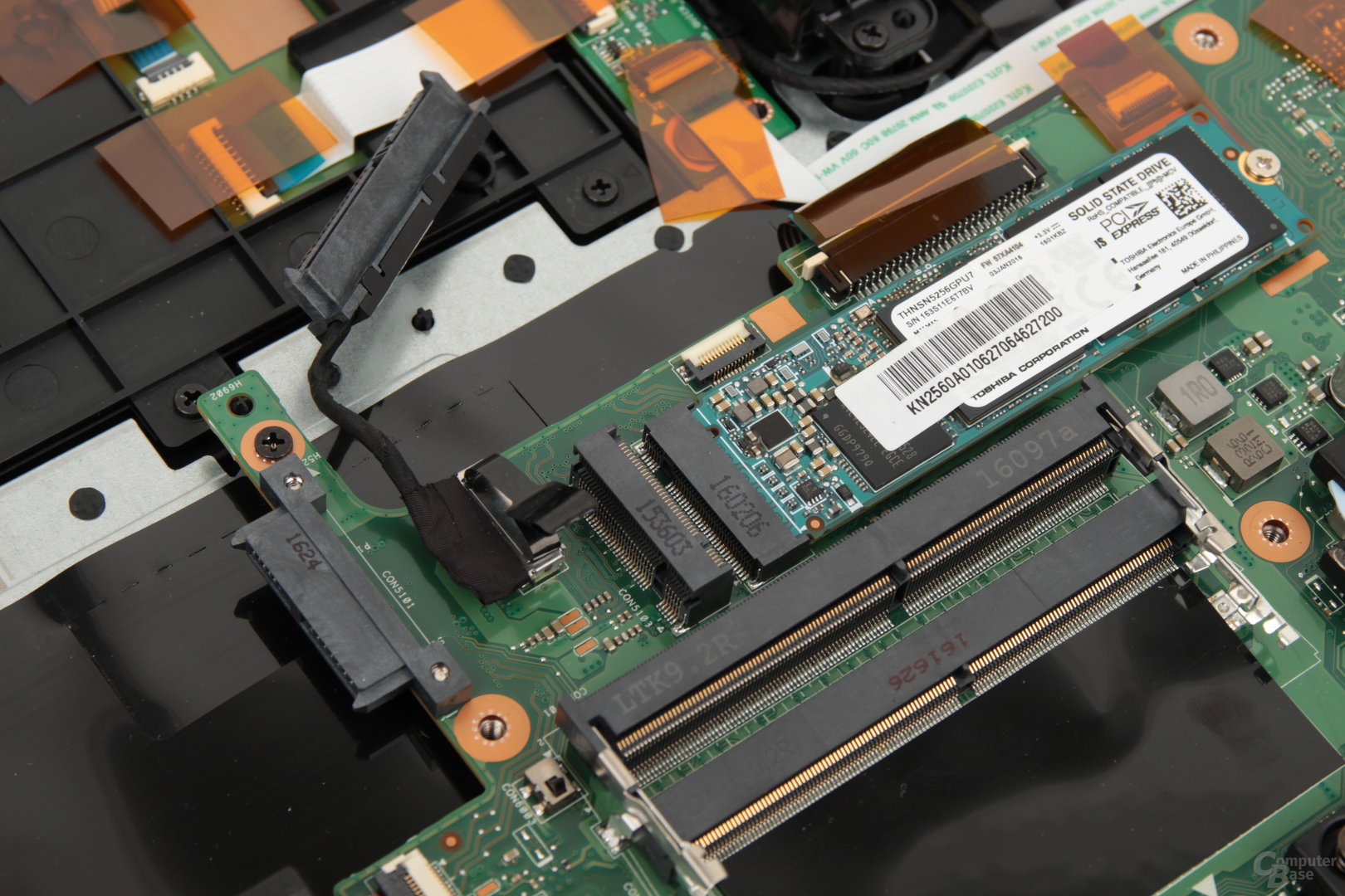 Die schnelle SSD setzt auf 4 x PCI 3.0 (NVMe)