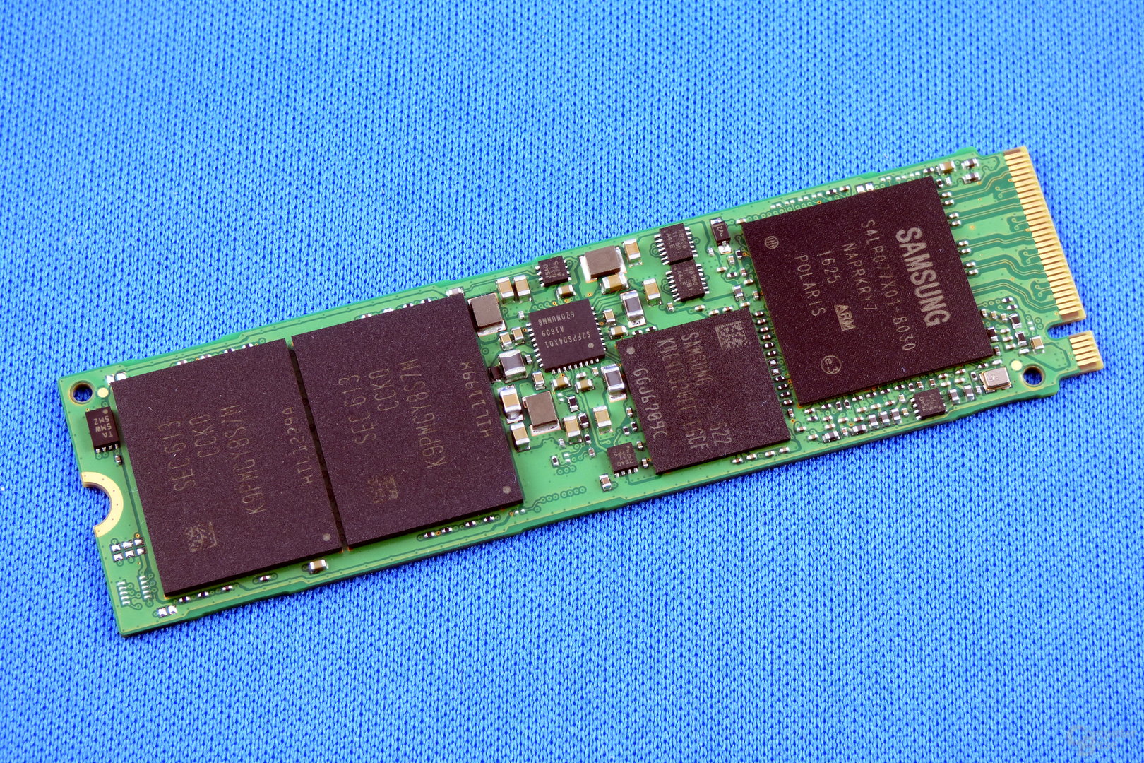 Samsung SM961 512 GB (MZVKW512)
