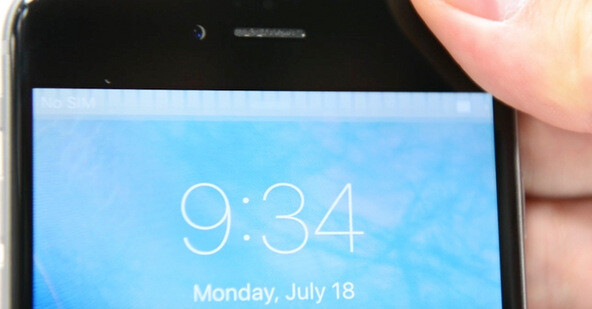Grauer, flackernder Streifen auf einem iPhone-6-Display