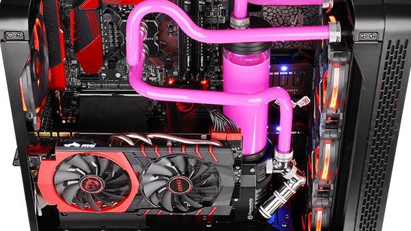 Thermaltake View 27 Gull-Wing: Tower mit Flügeltür-Fenster für gedrehte Grafikkarte