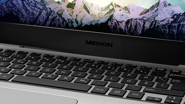 Akoya S3409: Medions Alu-Ultrabook rückt vom MacBook Air ab