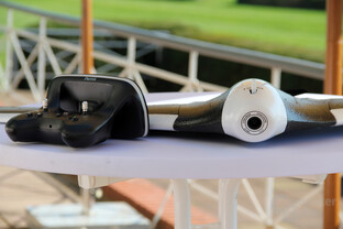 Parrot Disco mit Skycontroller 2
