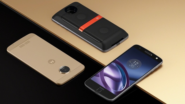 Jetzt verfügbar: Lenovo Moto Z für 699 Euro im Handel und im Moto Maker