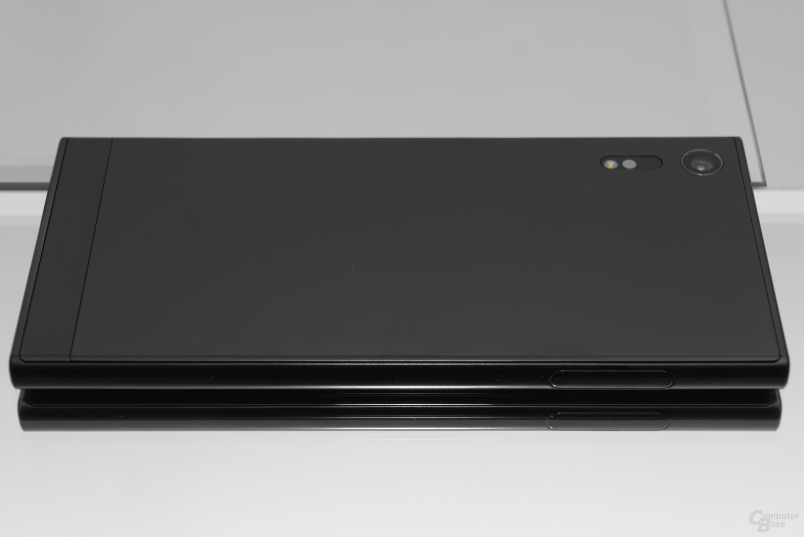 Sony Xperia X Compact und XZ