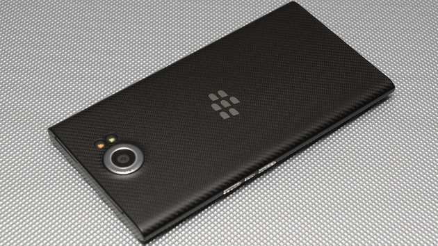 Quartalszahlen: BlackBerry entwickelt selbst keine Smartphones mehr