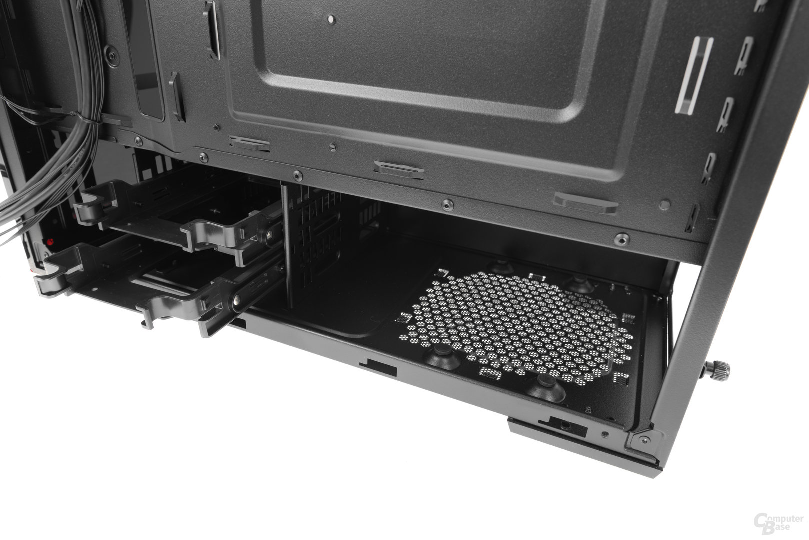 CoolerMaster MasterBox Lite 5 – Versteckter Festplattenkäfig für zwei 2,5"- oder 3,5"-Festplatten